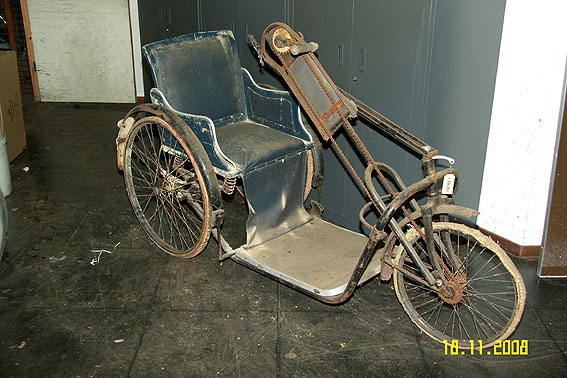 240221 Oldtimer tricycle